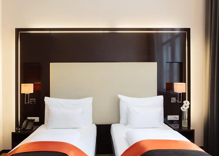 The Levante Parliament A Design (adults Only) מלון 4*